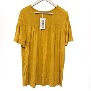 Size XL Mustard Yellow Filly Flair Top. Frilled Sleeves